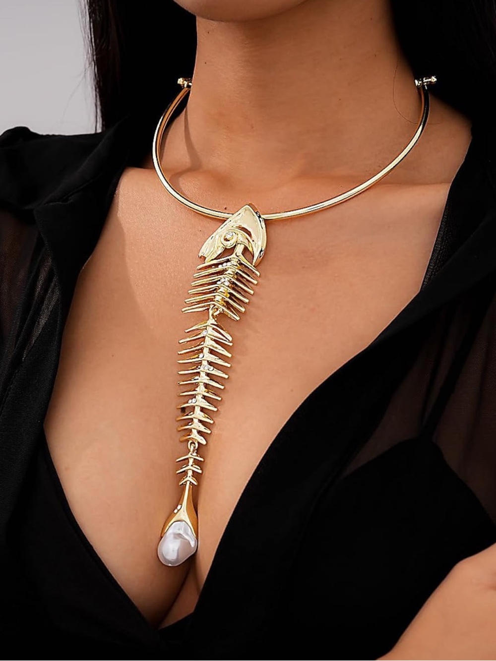 Gold Fishbone Pendant Choker Necklace | Baroque Pearl Statement Necklace